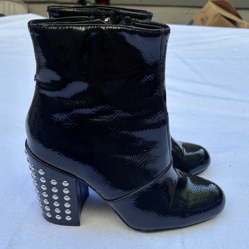 Steve Madden Galley Black Patent Block Heel Studded Boot Size 6 Goth Grunge Rock